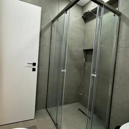 Prive Luxury -city Center & Seaside In 1 Vlorë