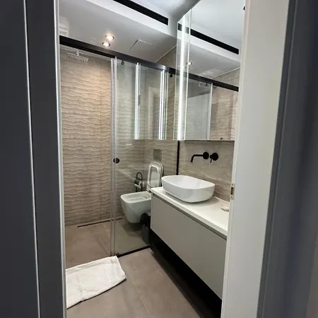 アパート Prive Luxury -city Center & Seaside In 1 Vlorë