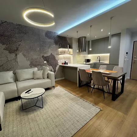 Prive Luxury -city Center & Seaside In 1