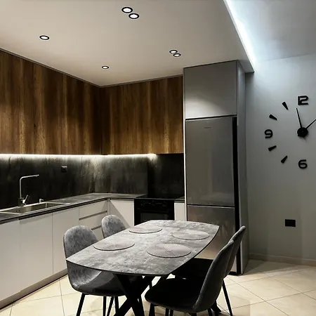 Prive Luxury -city Center & Seaside In 1