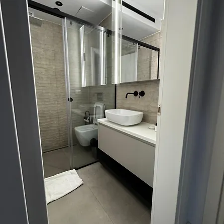 Prive Luxury -city Center & Seaside In 1 * Vlorë