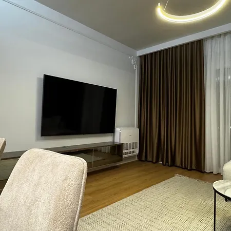 Prive Luxury -city Center & Seaside In 1 * Vlorë